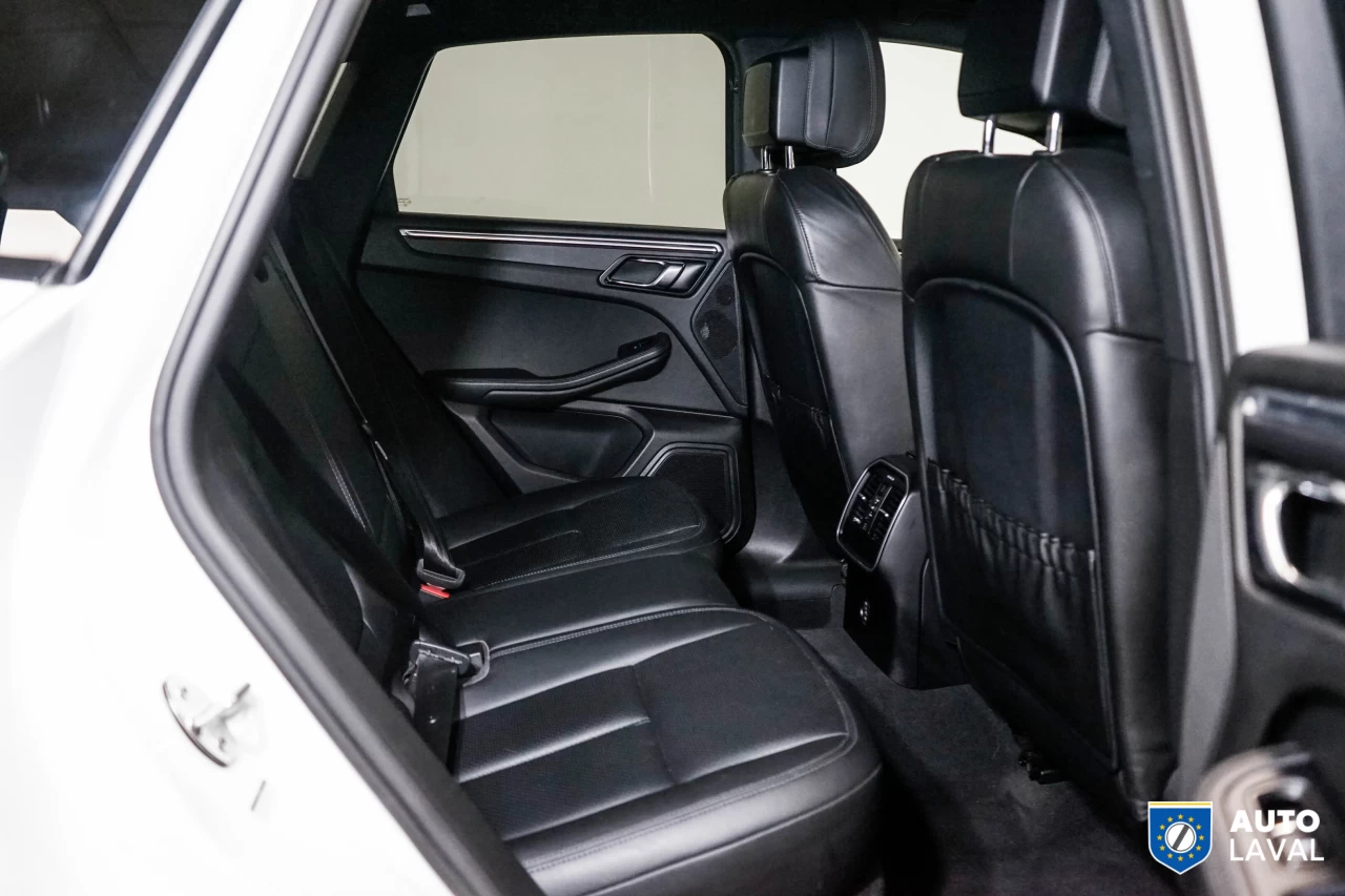 2017 Porsche Macan AWD 4dr Image principale