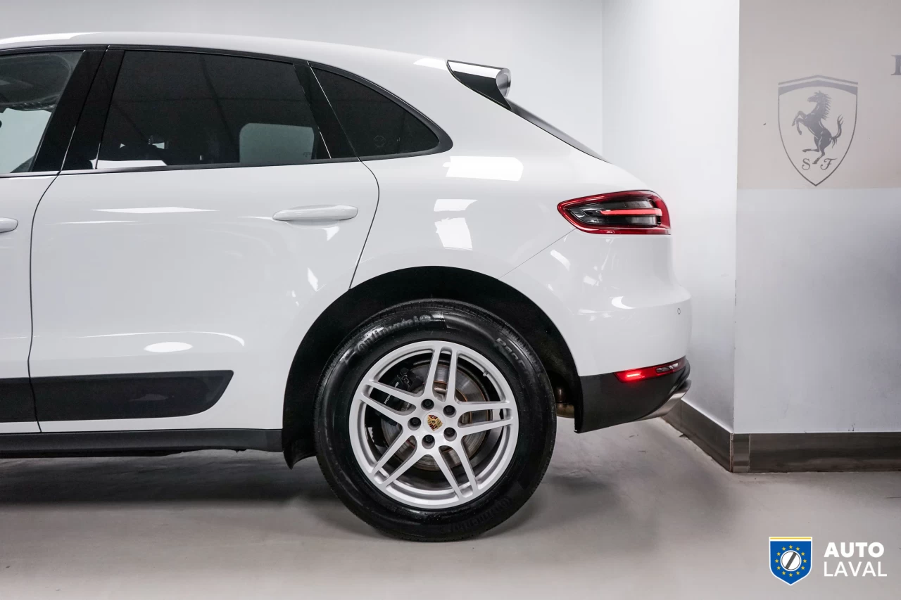 2017 Porsche Macan AWD 4dr Image principale