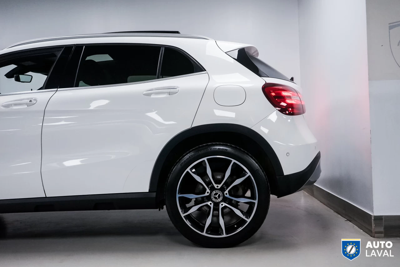 2020 Mercedes-Benz GLA GLA 250 4MATIC SUV Main Image