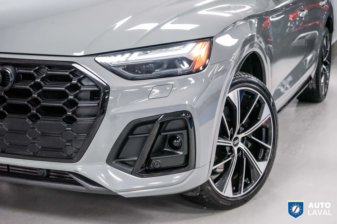 2022 Audi SQ5 TECHNIK  QUANTUM GRAY Image principale
