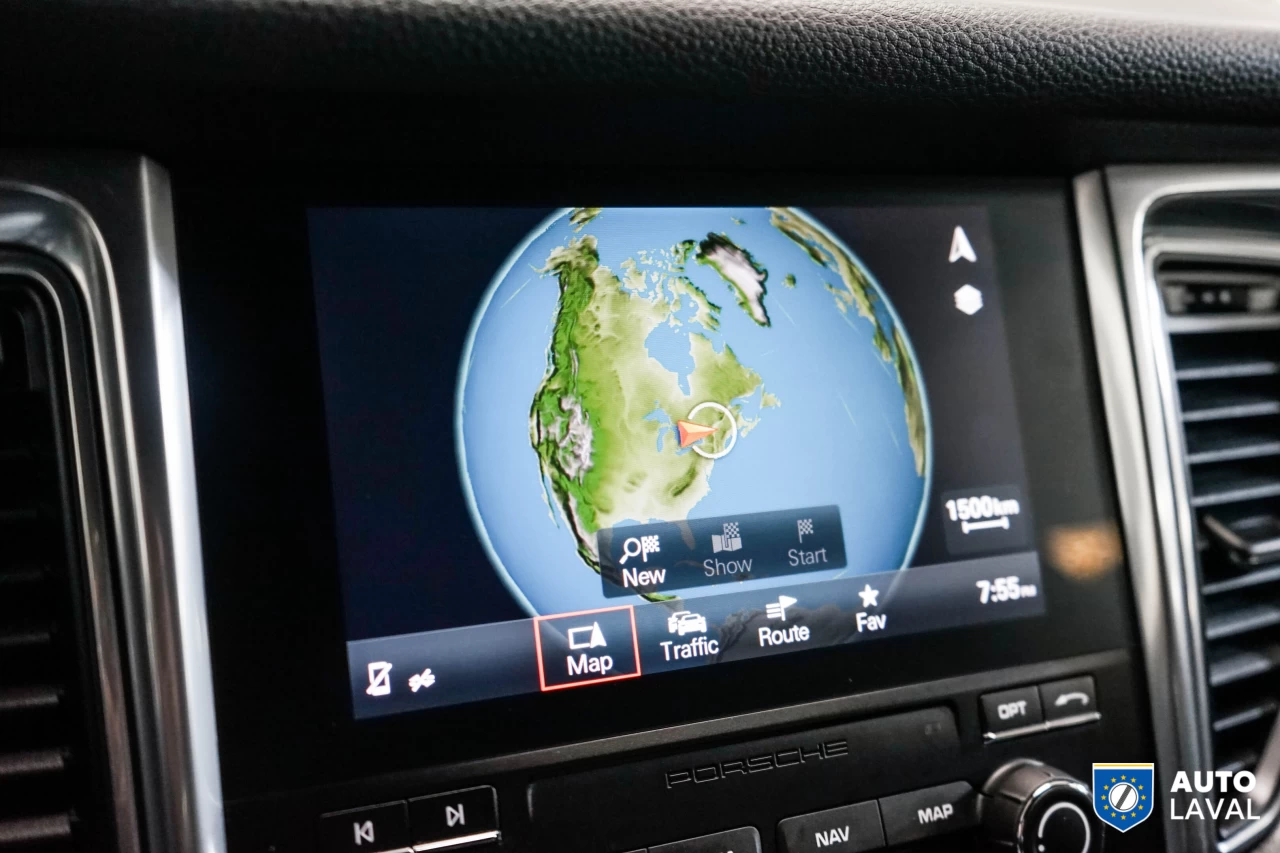 2017 Porsche Macan AWD 4dr Image principale