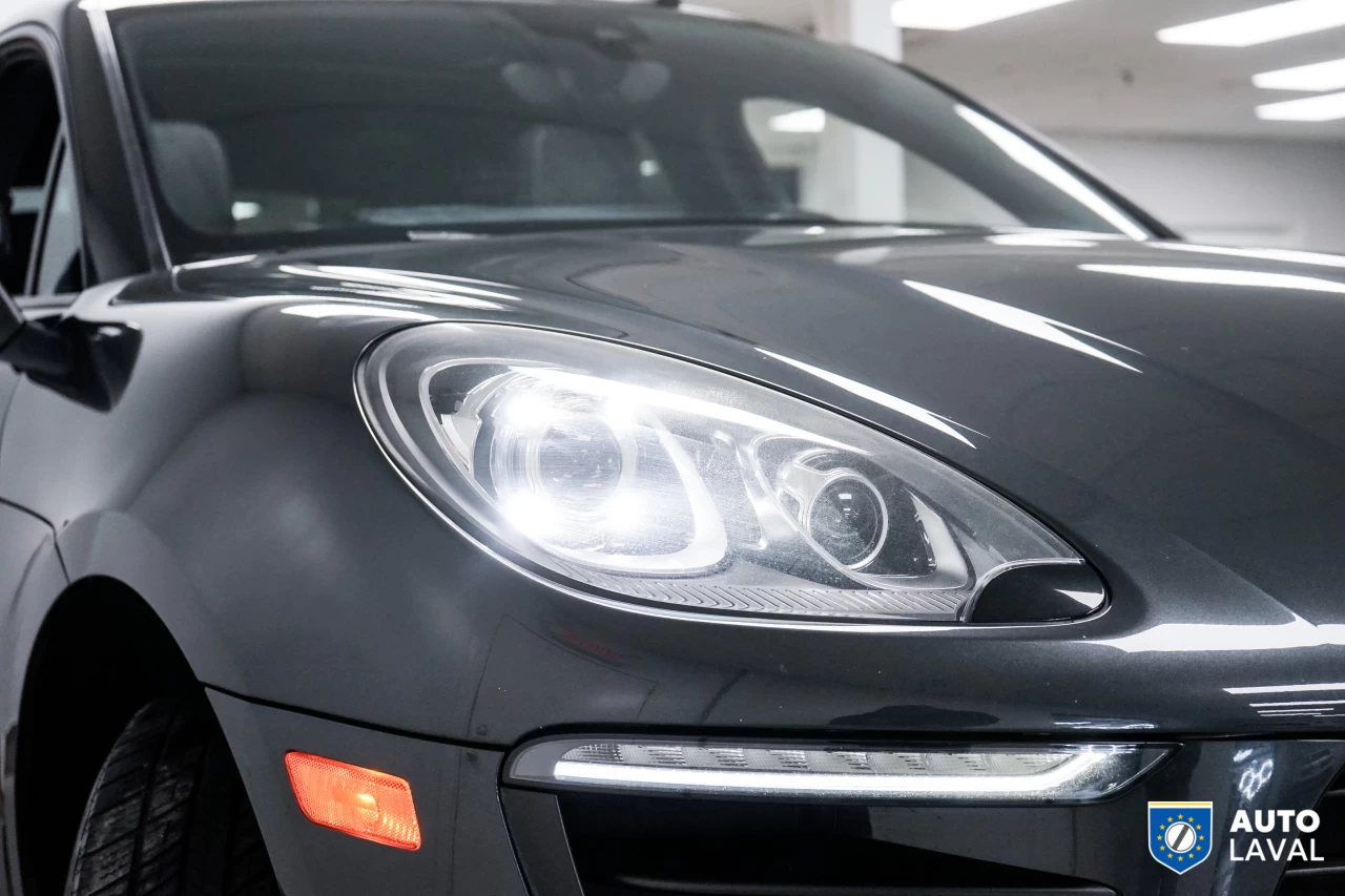 2017 Porsche Macan AWD   BOSE   BACKUP CAM   SUNROOF Image principale