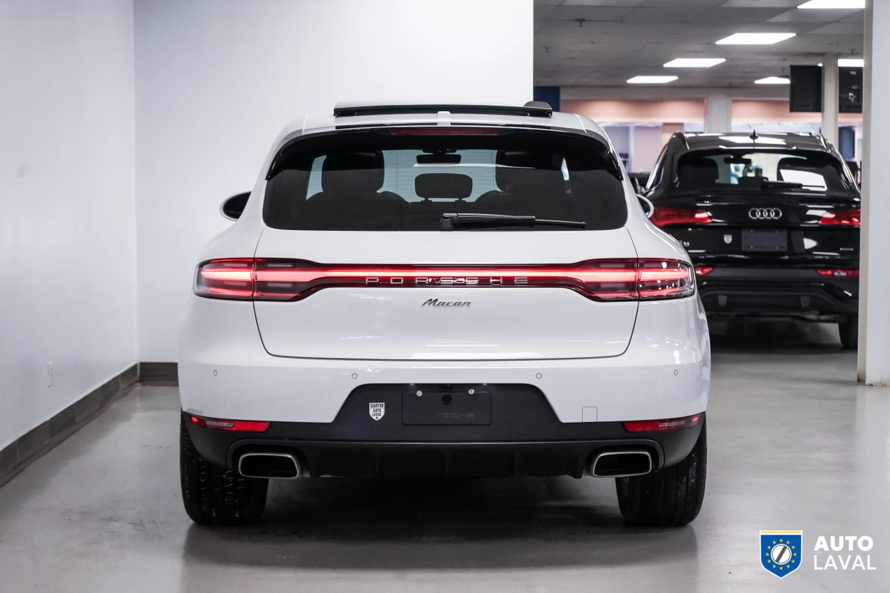 2021 Porsche Macan AWD Main Image
