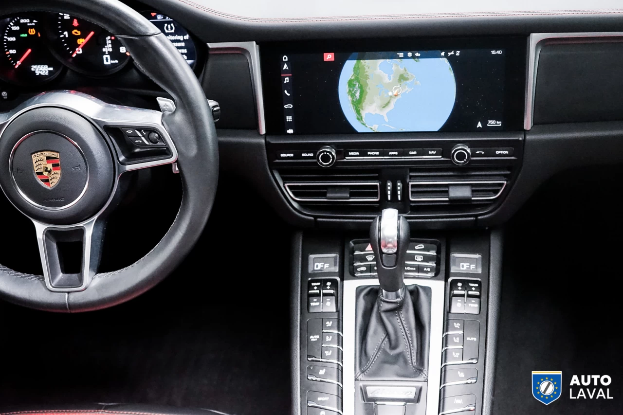 2021 Porsche Macan AWD Image principale