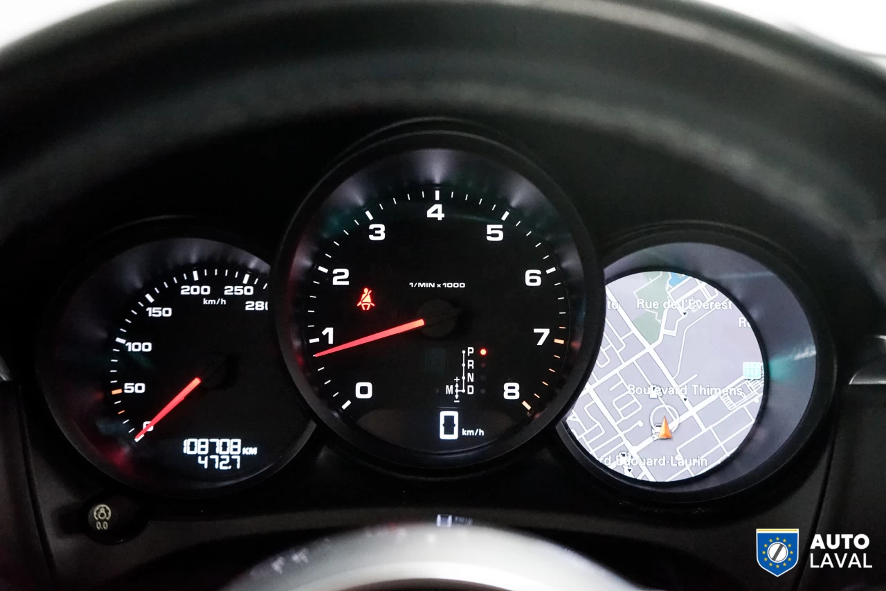 2017 Porsche Macan AWD   BOSE   BACKUP CAM   SUNROOF Image principale