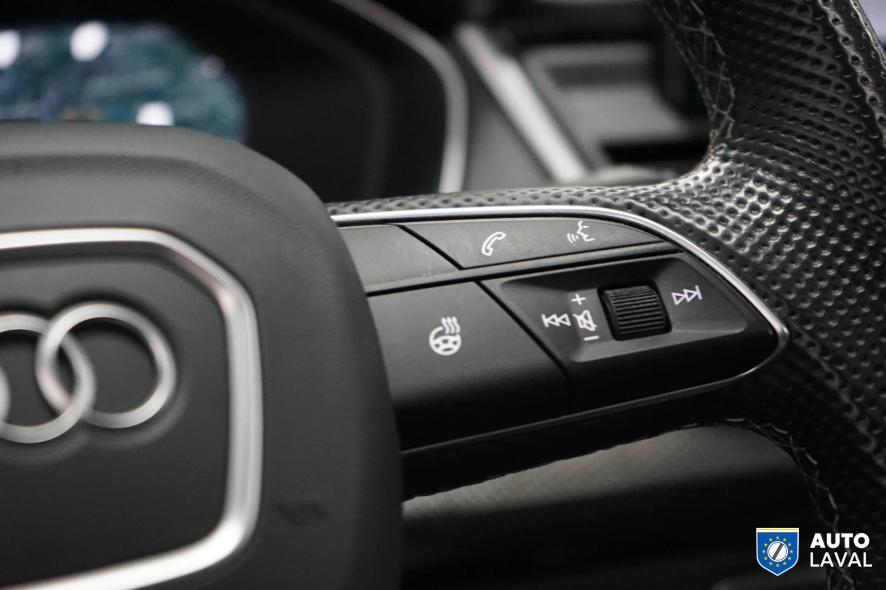 2022 Audi SQ5 TECHNIK  QUANTUM GRAY Image principale