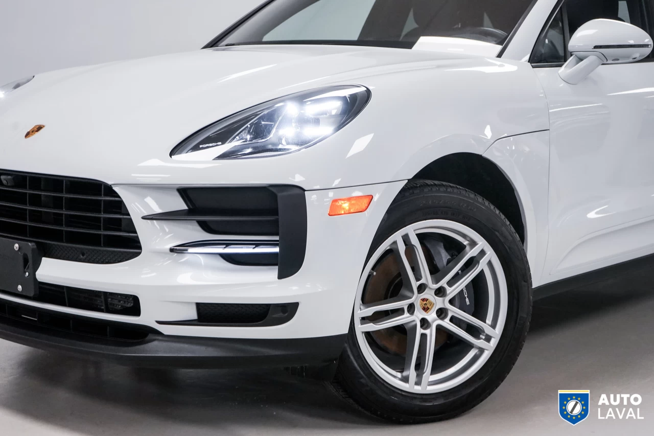 2021 Porsche Macan AWD Main Image