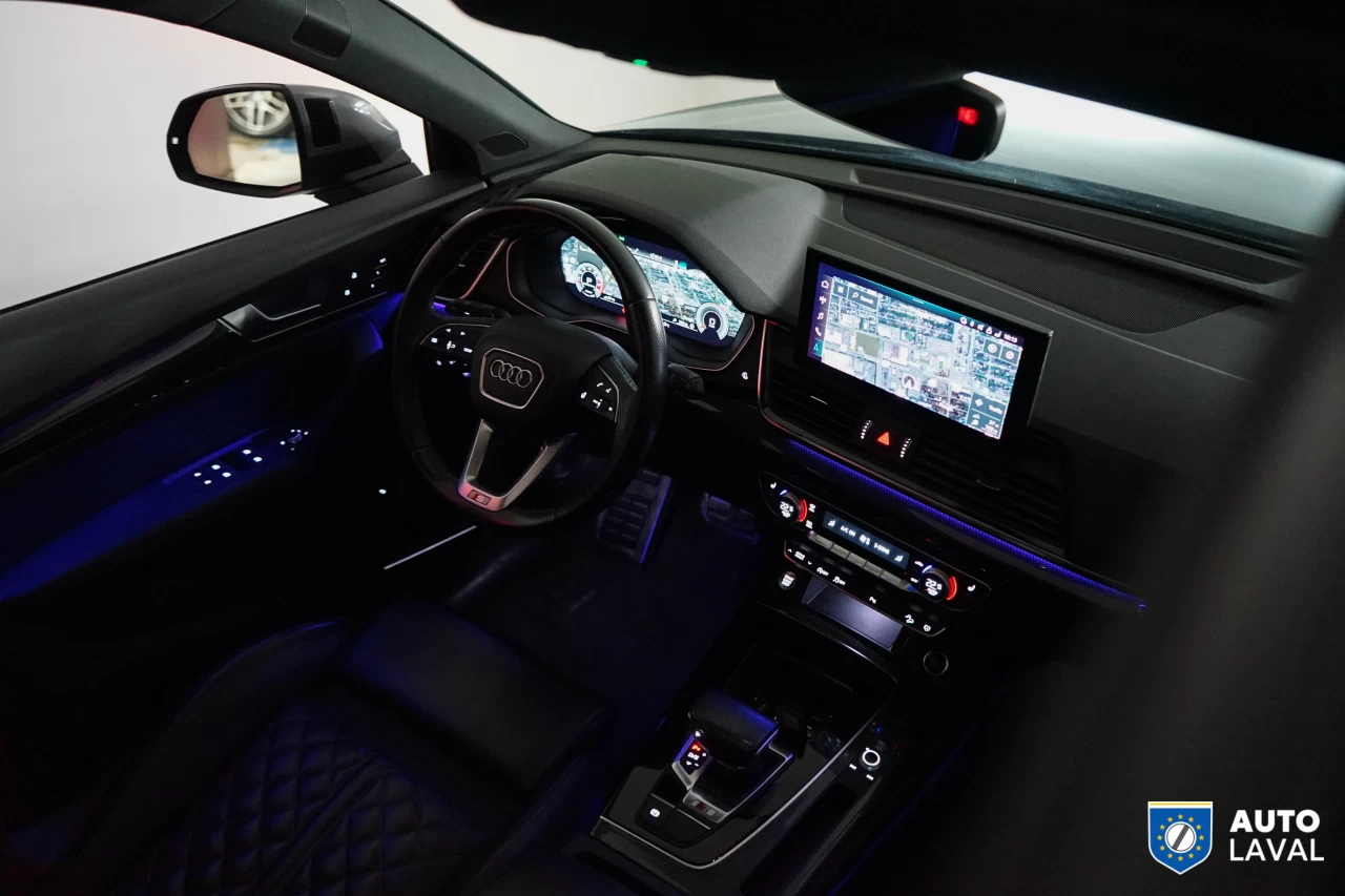 2022 Audi SQ5 TECHNIK  QUANTUM GRAY Image principale