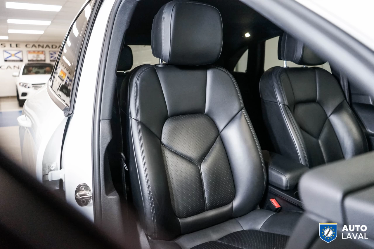 2017 Porsche Macan AWD 4dr Image principale