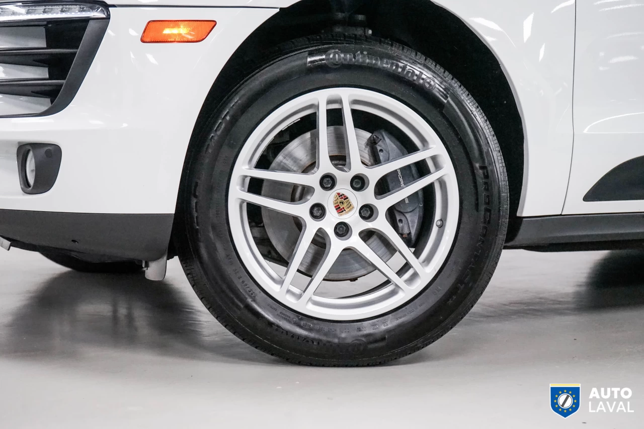 2017 Porsche Macan AWD 4dr Image principale