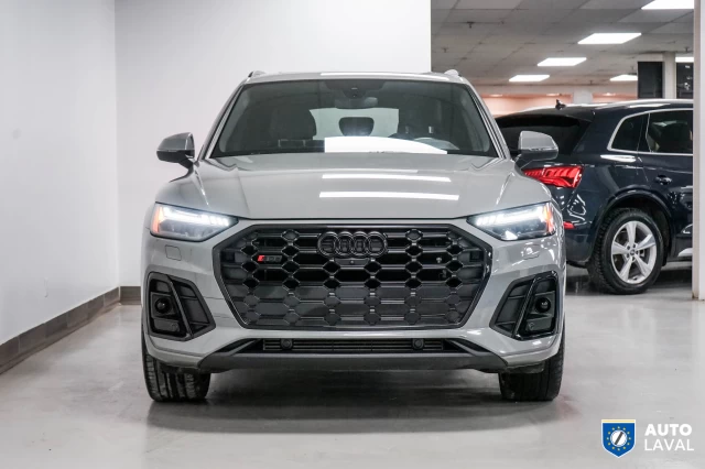 Audi SQ5 TECHNIK  QUANTUM GRAY BLACK BLACK OPTICS CABON 2022
