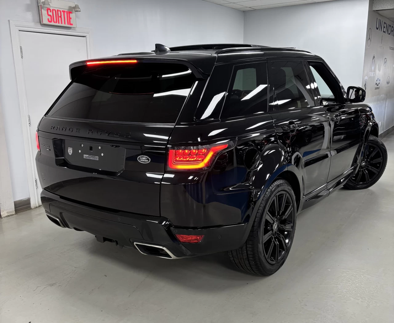 2020 Land Rover Range Rover Sport HST Image principale