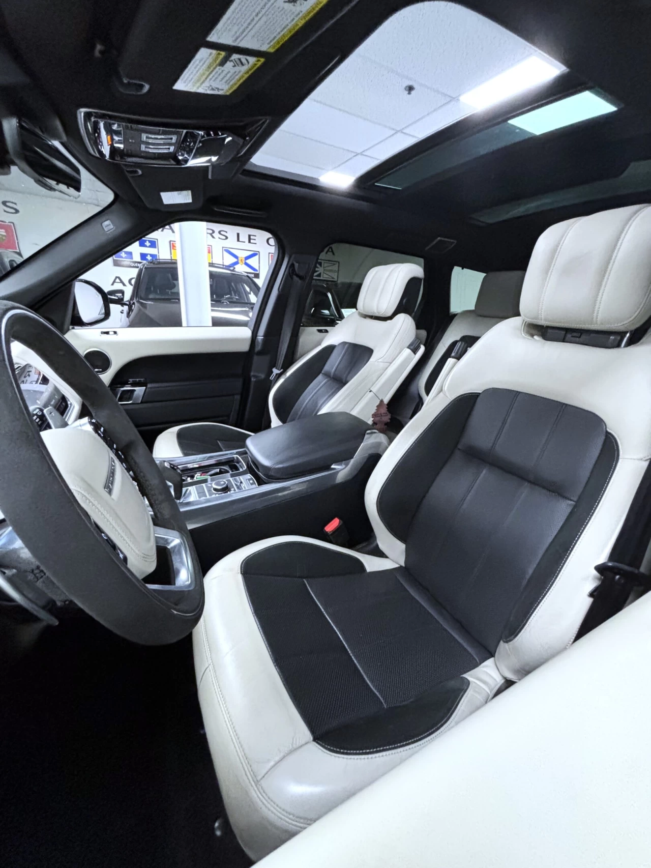 2020 Land Rover Range Rover Sport MHEV HST Image principale