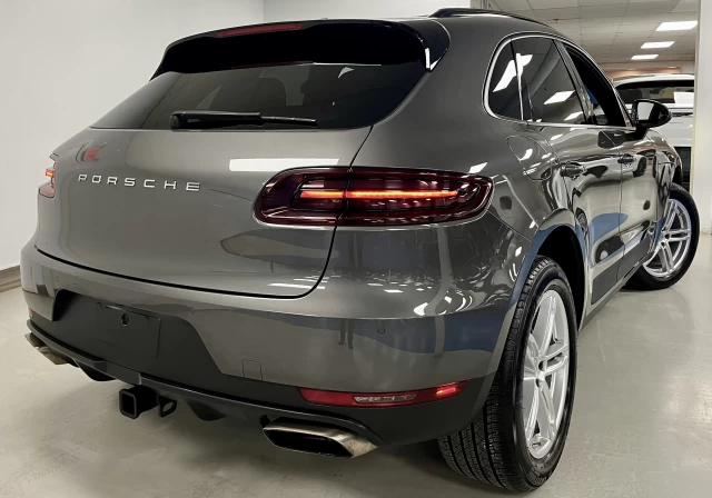 Porsche Macan AWD - PANO ROOF - LANE ASSIST - CAMERA 2018