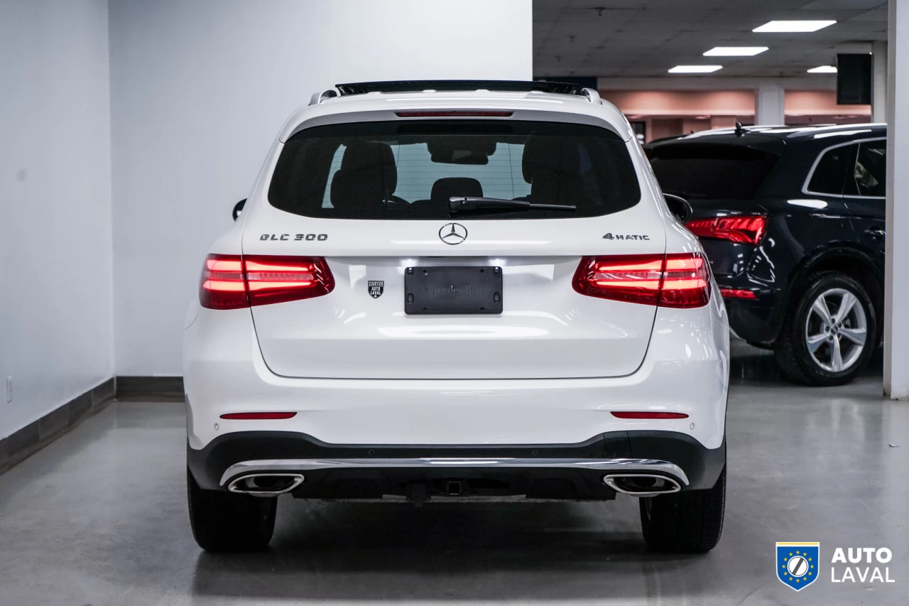 2016 Mercedes-Benz GLC 4MATIC 4dr GLC 300 Image principale