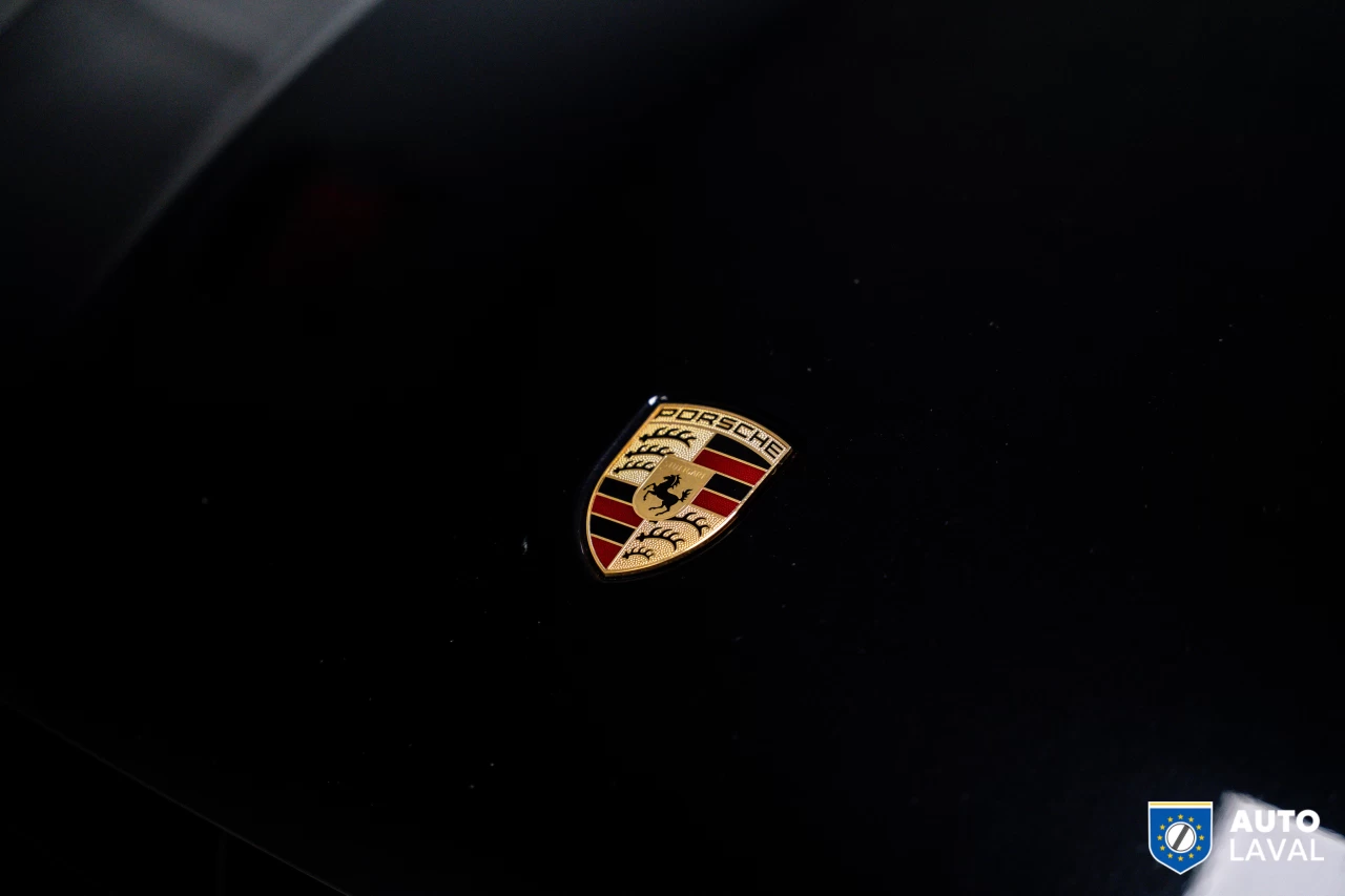 2018 Porsche Macan Sport Edition AWD Image principale