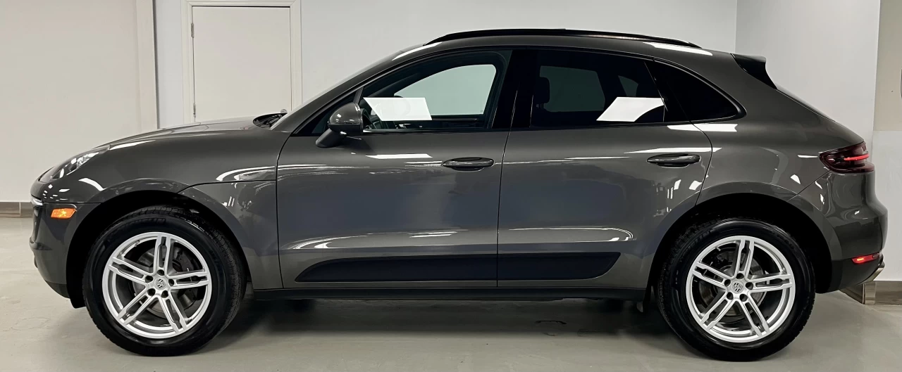 2018 Porsche Macan AWD - PANO ROOF - LANE ASSIST - CAMERA Main Image