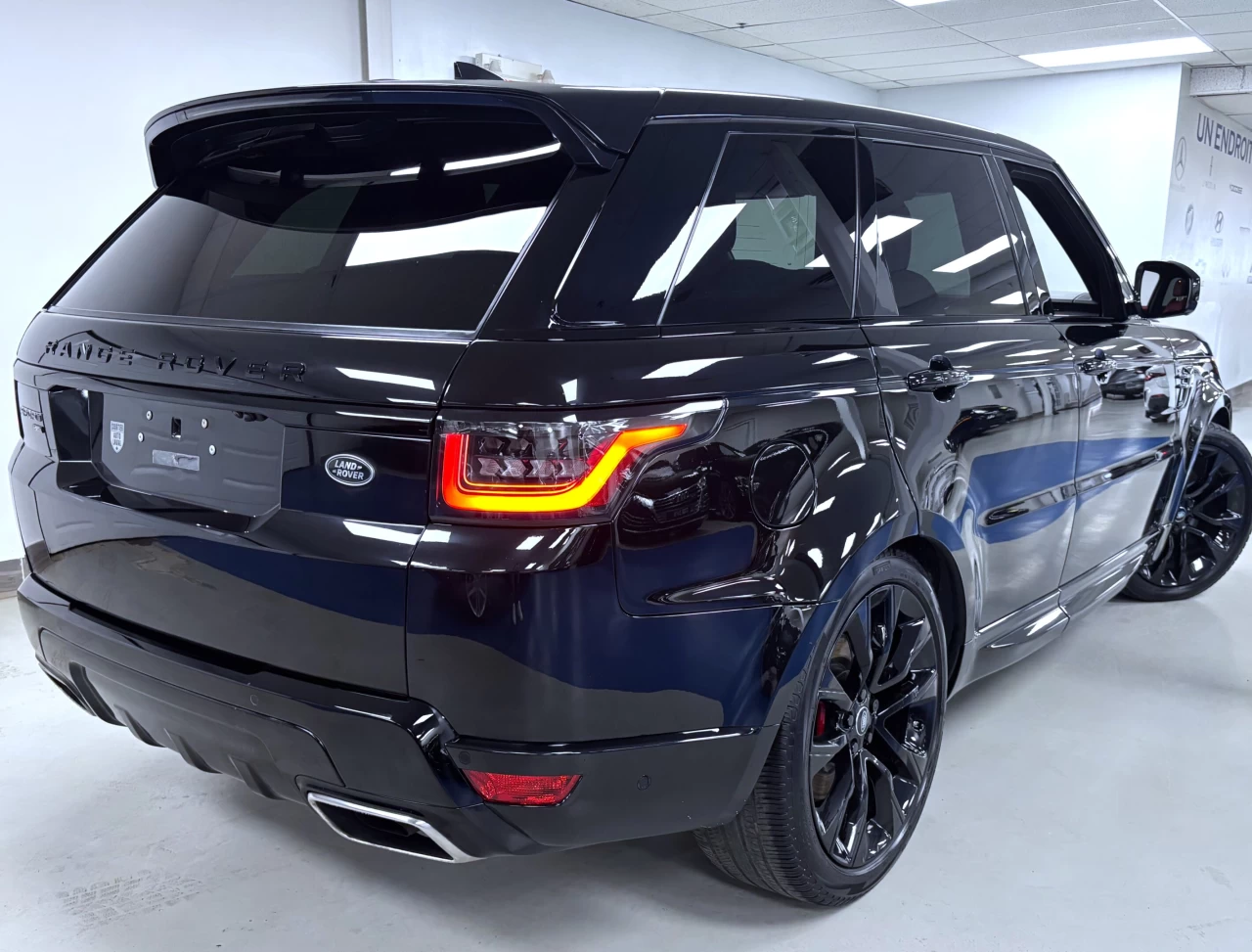 2020 Land Rover Range Rover Sport MHEV HST Image principale