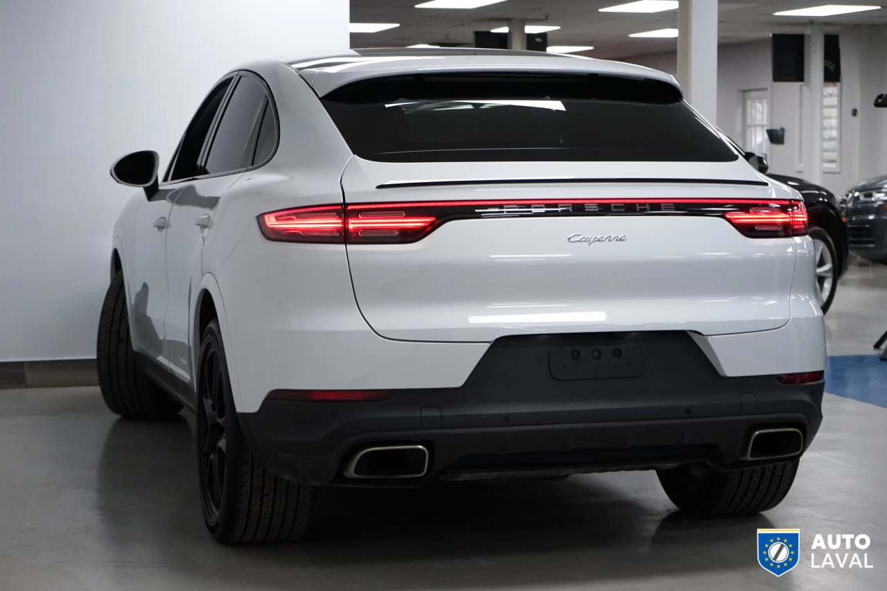 2022 Porsche Cayenne Coupe AWD Image principale